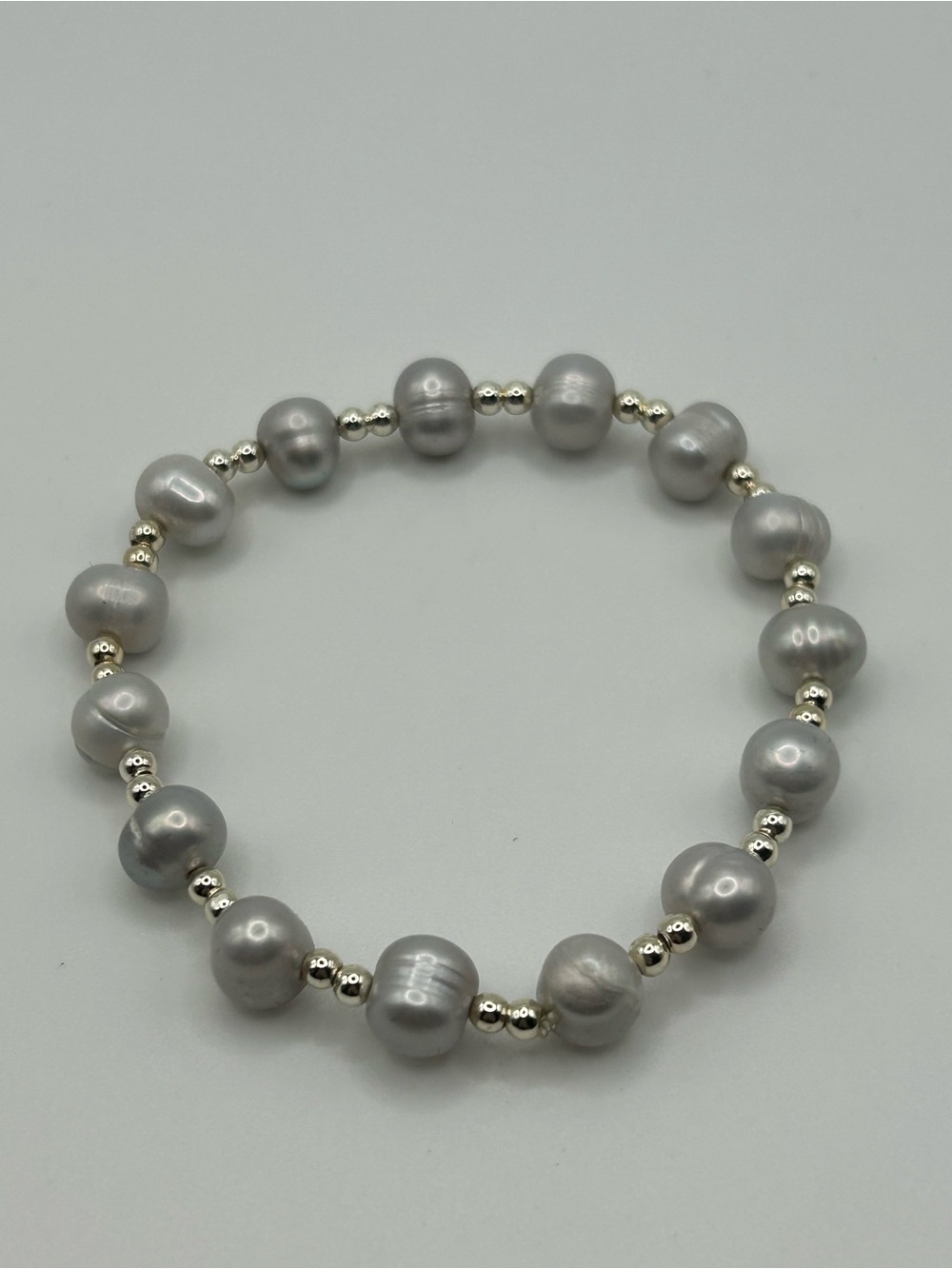 Grey and silver beads pearl bracelet